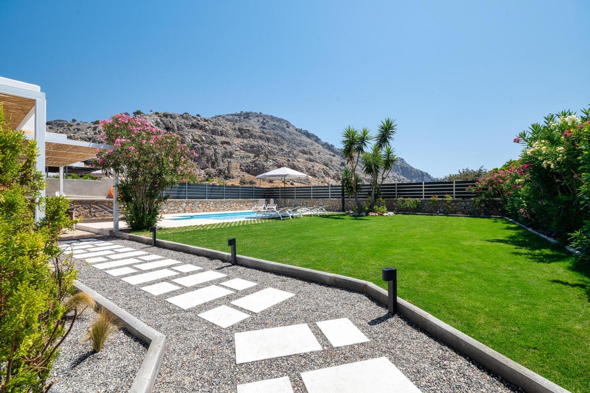 Villa Mariani II - In Lothiarika, Newly Renovated June 2024, Private Pool, Lindos 10 Min, Beach 120M Lardos Extérieur photo
